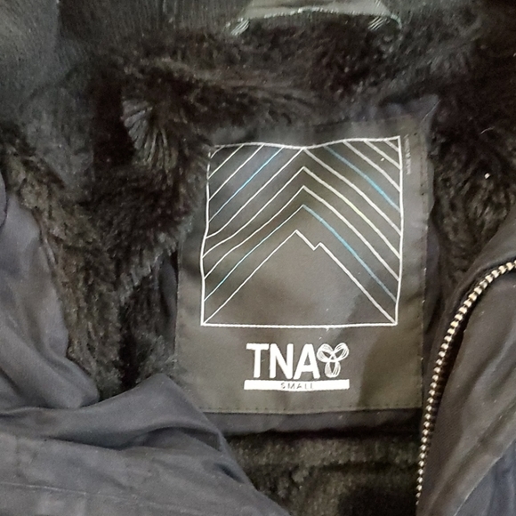 TNA aspen - Picture 2 of 4